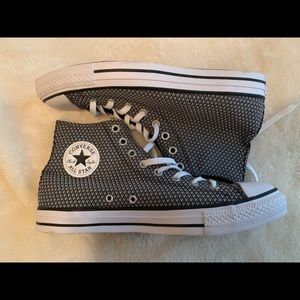 Women’s converse sneakers